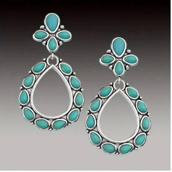 *NEW - Western Turquoise Stud Drop earrings - Vintage Looking - Picture 1 of 1